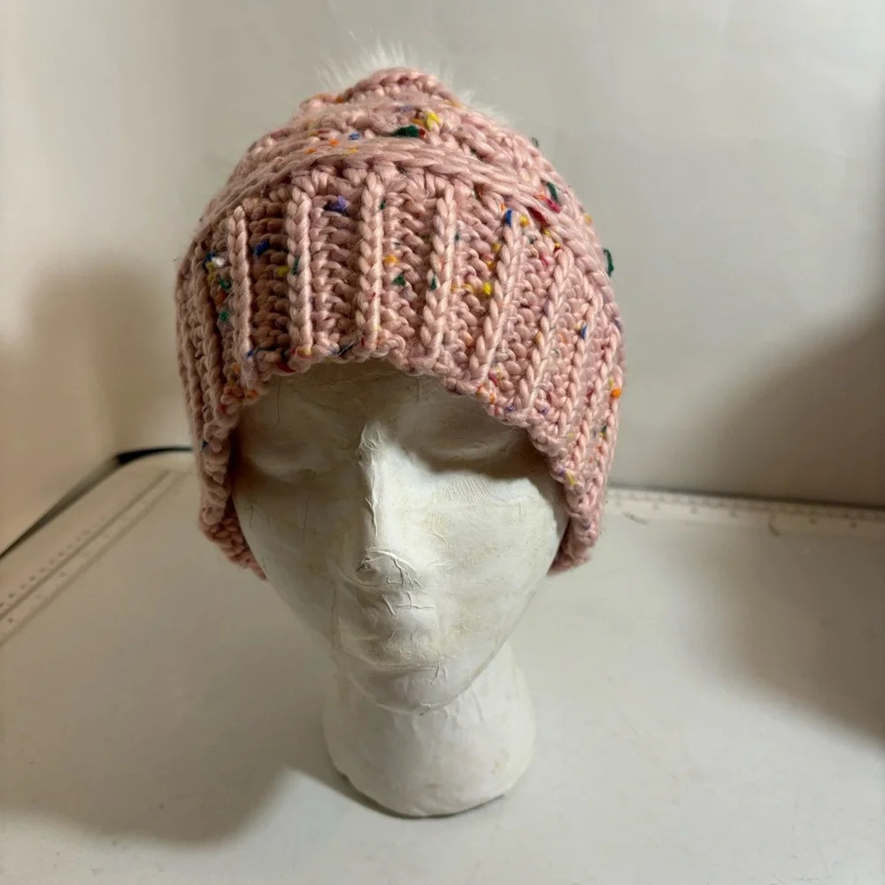 🛍️3/$30 Women’s pink‎ rainbow confetti pompom knit winter  toque beanie hat